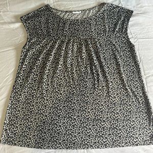 SIMPLE Suzanne Betro Sleeveless Animal Print Shirt